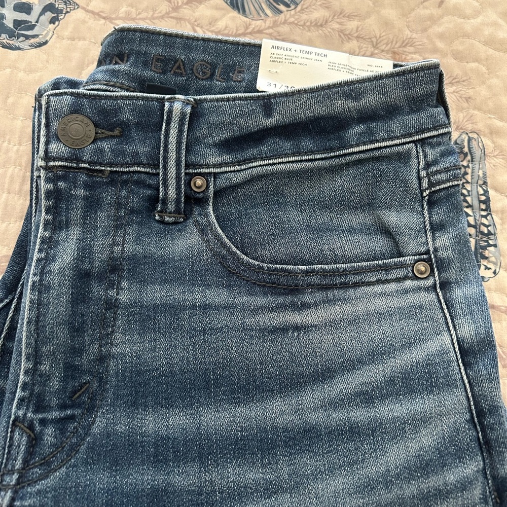 Men’s AE Athletic Skinny Jeans. Size 31/30. New
